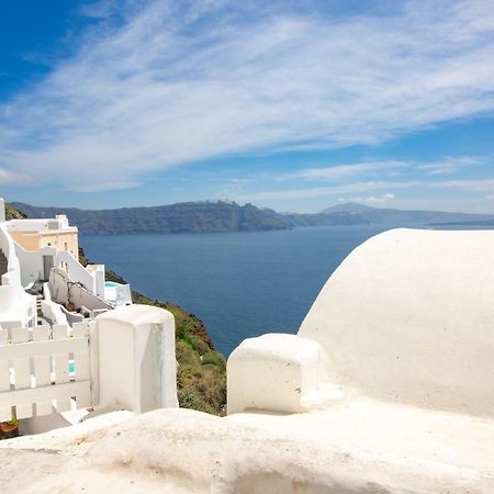 White Cave House Villa Oia  Exterior photo