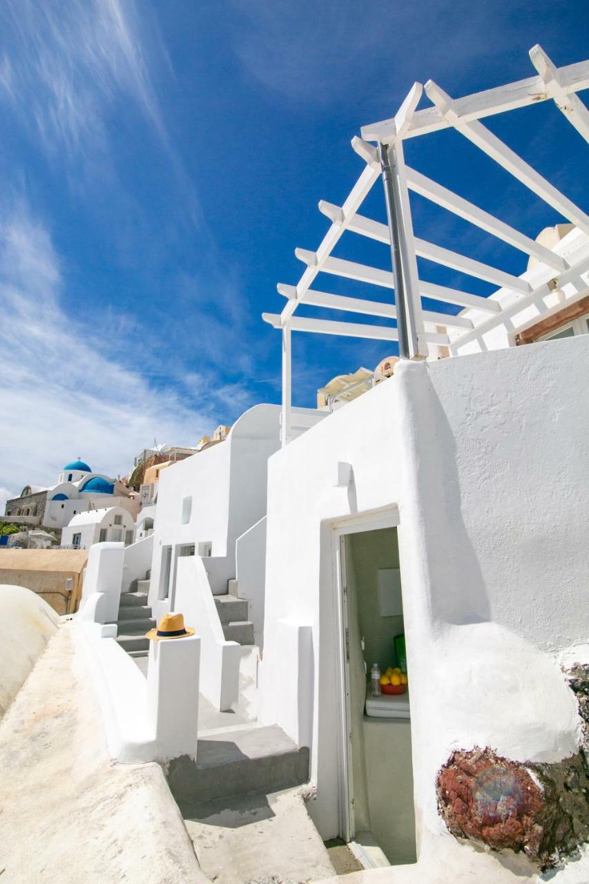 White Cave House Villa Oia  Exterior photo