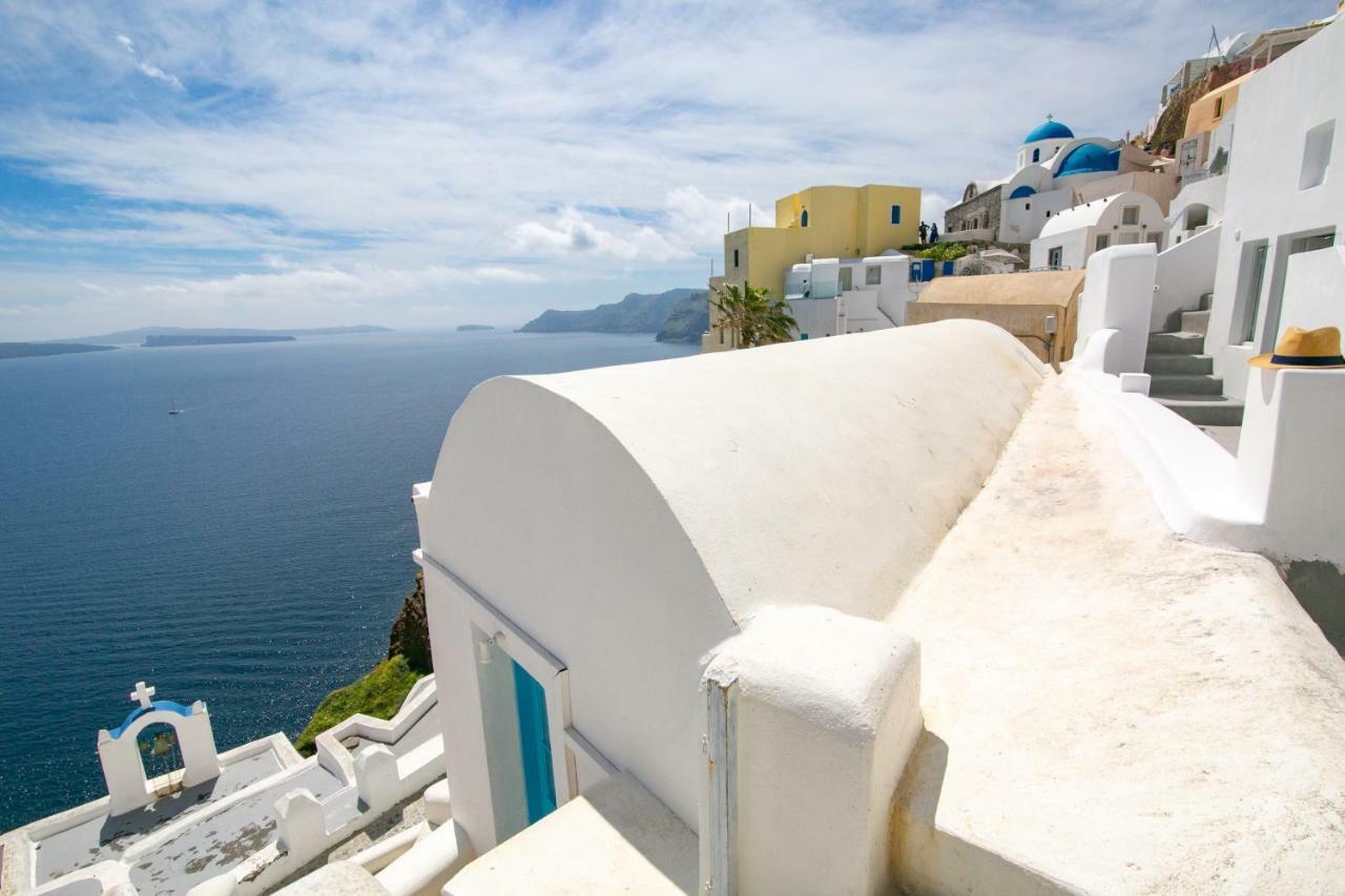 White Cave House Villa Oia  Exterior photo