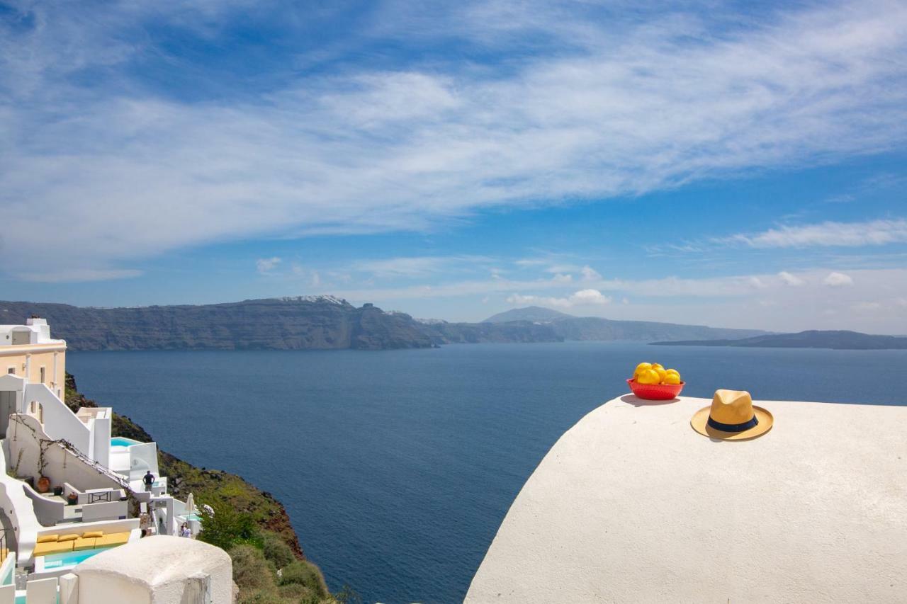 White Cave House Villa Oia  Exterior photo